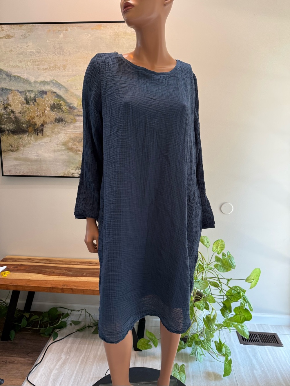Large Velvet by Graham & Spencer dark teal blue Long-Sleeve Gauze Shift Dress